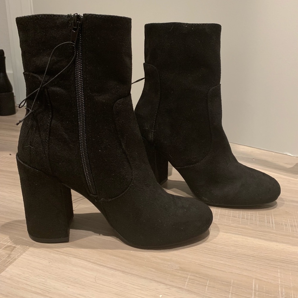 NWT forever 21 boots